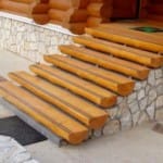 Как построить крыльцо к дому своими руками?