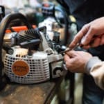 Почему не заводится бензопила? Частые неисправности и способы их устранения