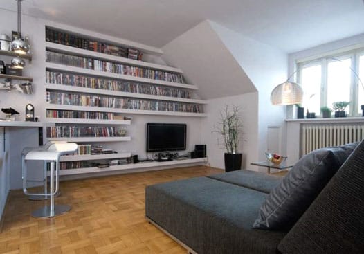 Ниша с полками для размещения библиотеки