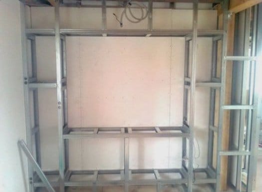 Каркас конструкции ниши из металлического профиля