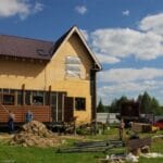 Обшивка каркасного дома сайдингом:  отчет хозяев каркасника с фото процесса