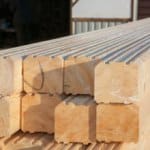 Профилированный брус: плюсы и минусы, особенности выбора и сборки